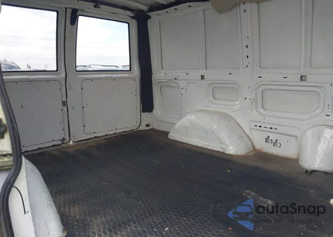 2003 Chevrolet Astro from USA, damaged, VIN 1GCDM19XX3B141453